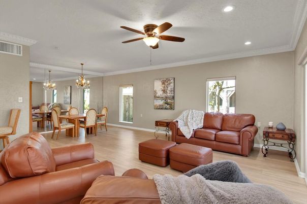 Chandelier, Dining room, Interior, Living room, Recessed Lighting, Wood Texture Flooring