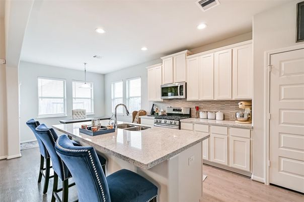 Interior, Kitchen, Pendant Lights, Recessed Lighting, Wood Texture Flooring