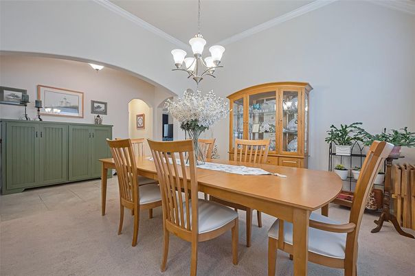 Chandelier, Dining room, Interior