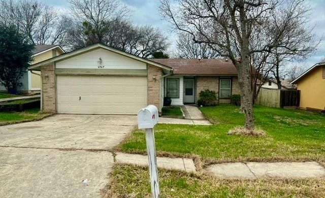 Attached, Exterior, Facade, Brick Facade, Ranch
