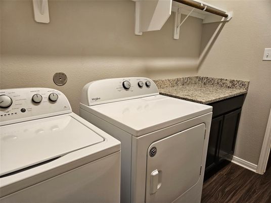 Interior, Washer, Wood Texture Flooring