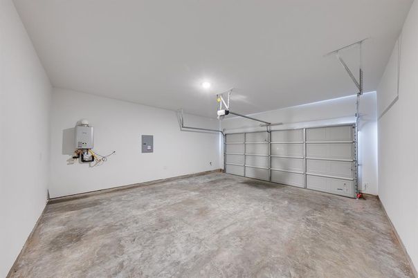 Garage, Interior