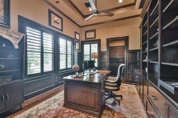 Home Office, Interior, Recessed Lighting, Wood Texture Flooring