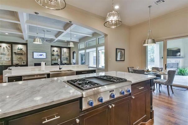 Dining room, Interior, Kitchen, Pendant Lights, Recessed Lighting, Wood Texture Flooring
