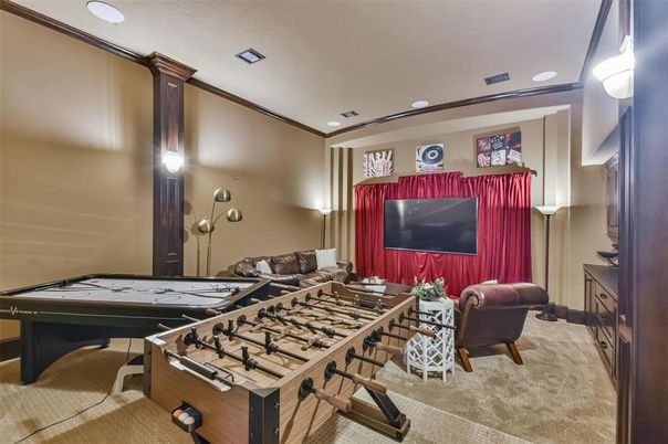 Game Room, Interior, Living room, Recessed Lighting