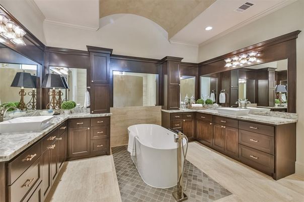 Bathroom, Dual Sink Vanities, Free Standing Baths, Interior, Recessed Lighting