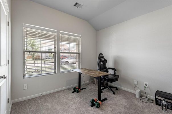 Home Office, Interior
