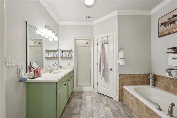 Bathroom, Dual Sink Vanities, Interior, Wood Texture Flooring