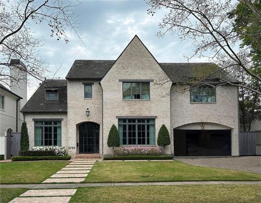 Attached, Exterior, Facade, French Provincial