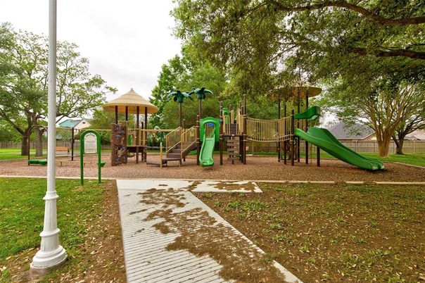 Backyard, Exterior, Playground