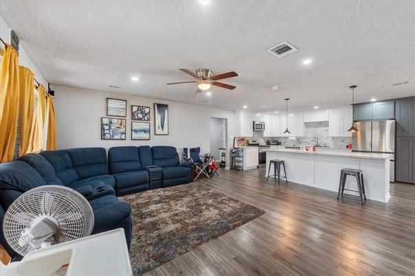 Interior, Kitchen, Living room, Pendant Lights, Recessed Lighting, Stainless Steel Appliances, Wood Texture Flooring