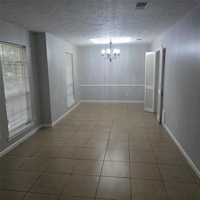 Chandelier, Empty room, Interior