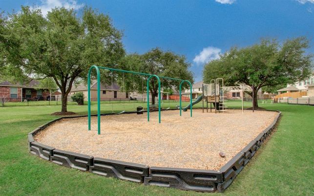 Backyard, Exterior, Playground