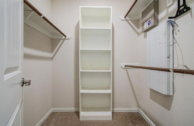 Interior, Walk-in Closets