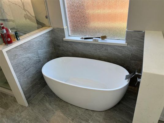 Bathroom, Free Standing Baths, Interior