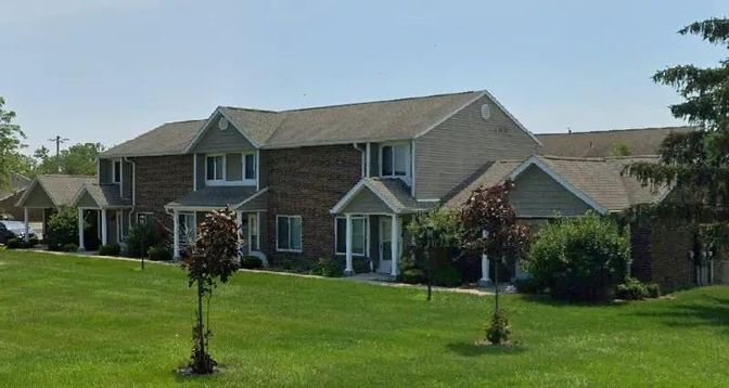 Backyard, Exterior, Facade, Brick Facade, Brick Traditional