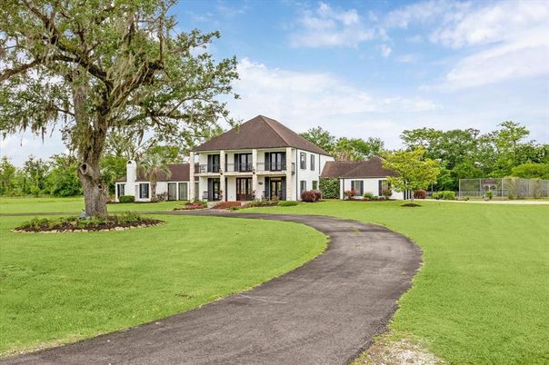 Backyard, Exterior, Facade, Georgian