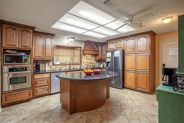 Interior, Kitchen, Stainless Steel Appliances