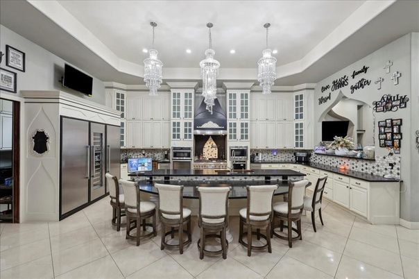 Interior, Kitchen, Pendant Lights, Stainless Steel Appliances
