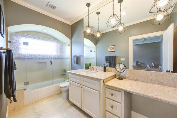 Bathroom, Glass Shower, Interior, Pendant Lights, Recessed Lighting