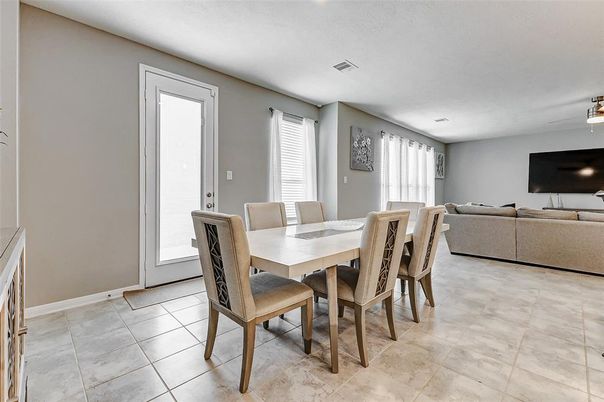 Dining room, Interior, Living room, Recessed Lighting