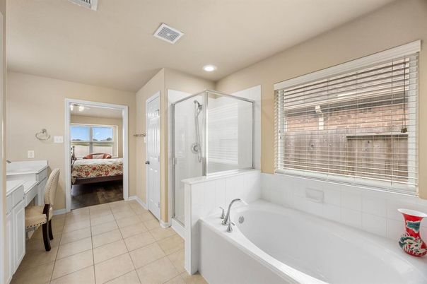 Bathroom, Bedroom, Glass Shower, Interior, Recessed Lighting