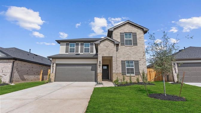 Attached, Exterior, Facade, Brick Facade, Brick Traditional