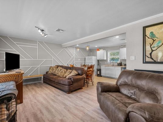 Dining room, Interior, Kitchen, Living room, Pendant Lights, Recessed Lighting, Wood Texture Flooring