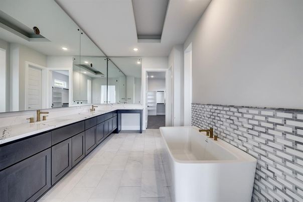 Bathroom, Dual Sink Vanities, Free Standing Baths, Interior, Marble, Recessed Lighting