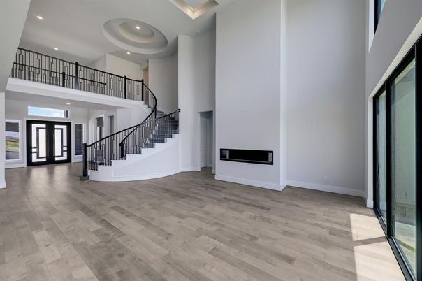 Interior, Recessed Lighting, Wood Texture Flooring