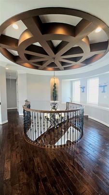 Interior, Pendant Lights, Recessed Lighting, Wood Texture Flooring