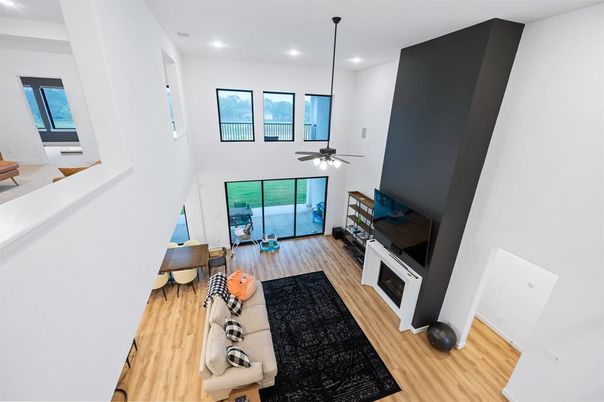 Interior, Living room, Recessed Lighting, Wood Texture Flooring