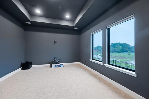 Empty room, Interior, Recessed Lighting