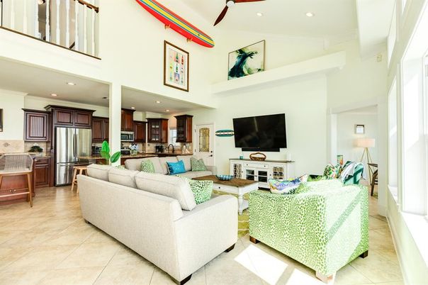 Interior, Kitchen, Living room, Recessed Lighting, Stainless Steel Appliances