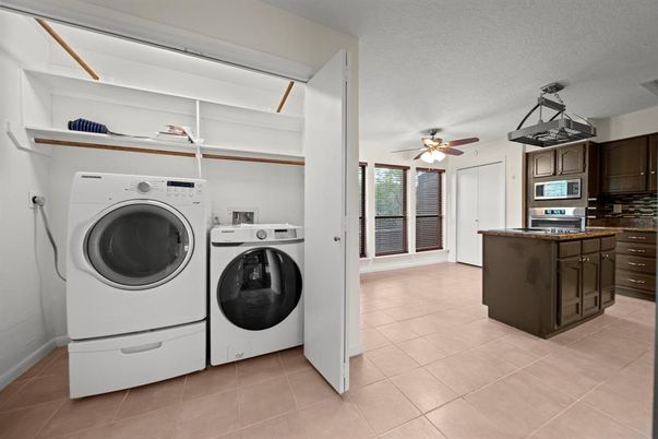 Interior, Kitchen, Washer