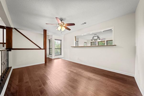 Empty room, Interior, Recessed Lighting, Wood Texture Flooring