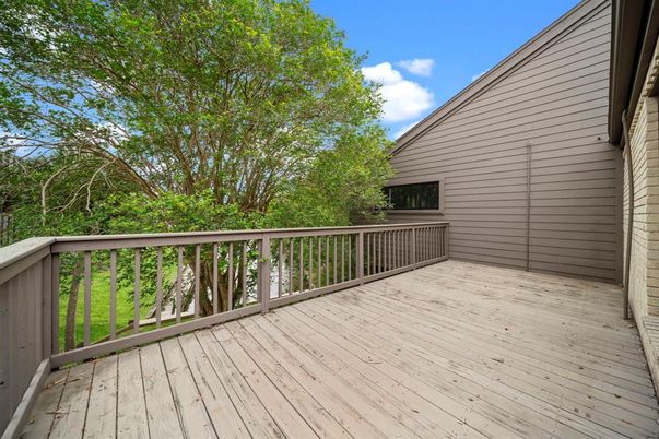 Exterior, Wood Texture Flooring