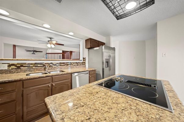 Interior, Kitchen, Recessed Lighting