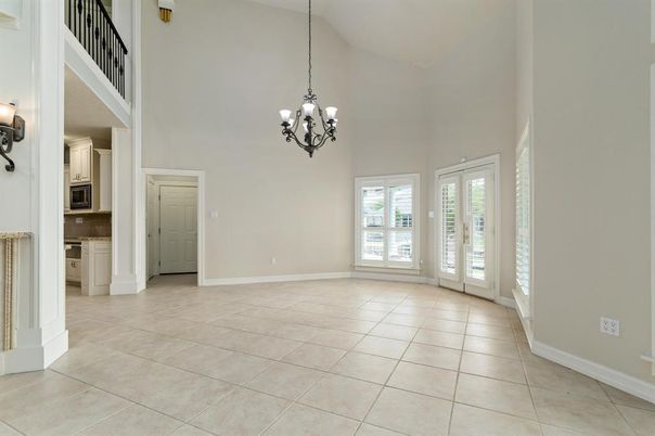 Chandelier, Empty room, Interior