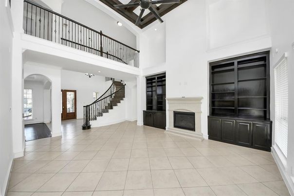 Fireplace, Interior, Recessed Lighting