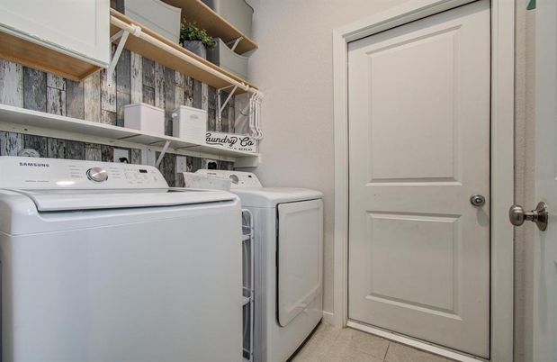 Interior, Washer