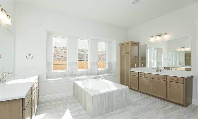 Bathroom, Dual Sink Vanities, Interior