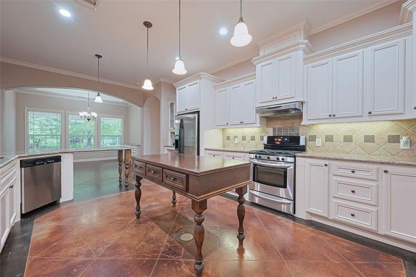 Interior, Kitchen, Pendant Lights, Recessed Lighting, Stainless Steel Appliances