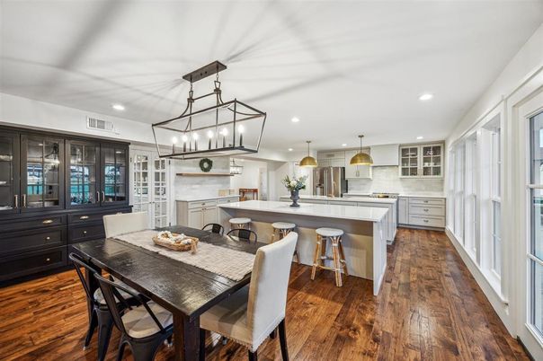 Dining room, Interior, Kitchen, Pendant Lights, Recessed Lighting, Stainless Steel Appliances, Wood Texture Flooring