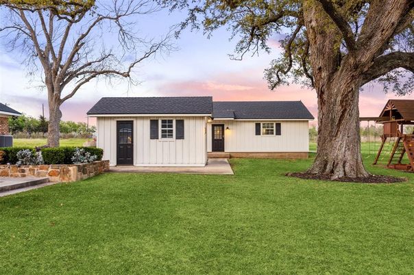 Backyard, Exterior, Playground
