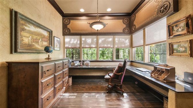Home Office, Interior, Pendant Lights, Recessed Lighting, Wood Texture Flooring