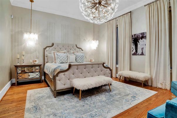 Bedroom, Chandelier, Interior, Pendant Lights, Wood Texture Flooring