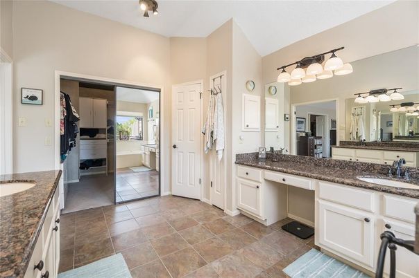 Bathroom, Dual Sink Vanities, Interior