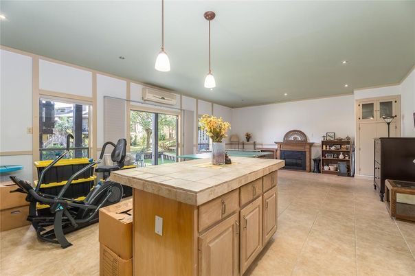 Fitness Equipment, Interior, Kitchen, Pendant Lights, Recessed Lighting, Tile Countertops