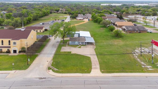 Exterior, Drone